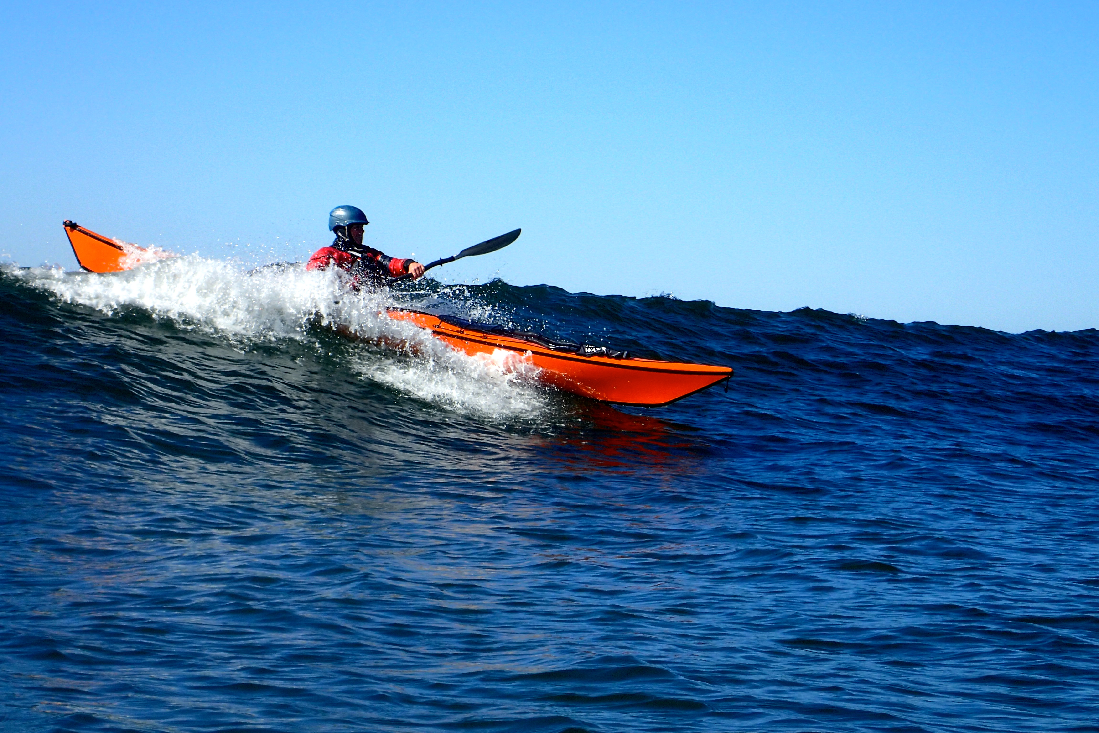 Advanced Surfing In Sea Kayaks Skils